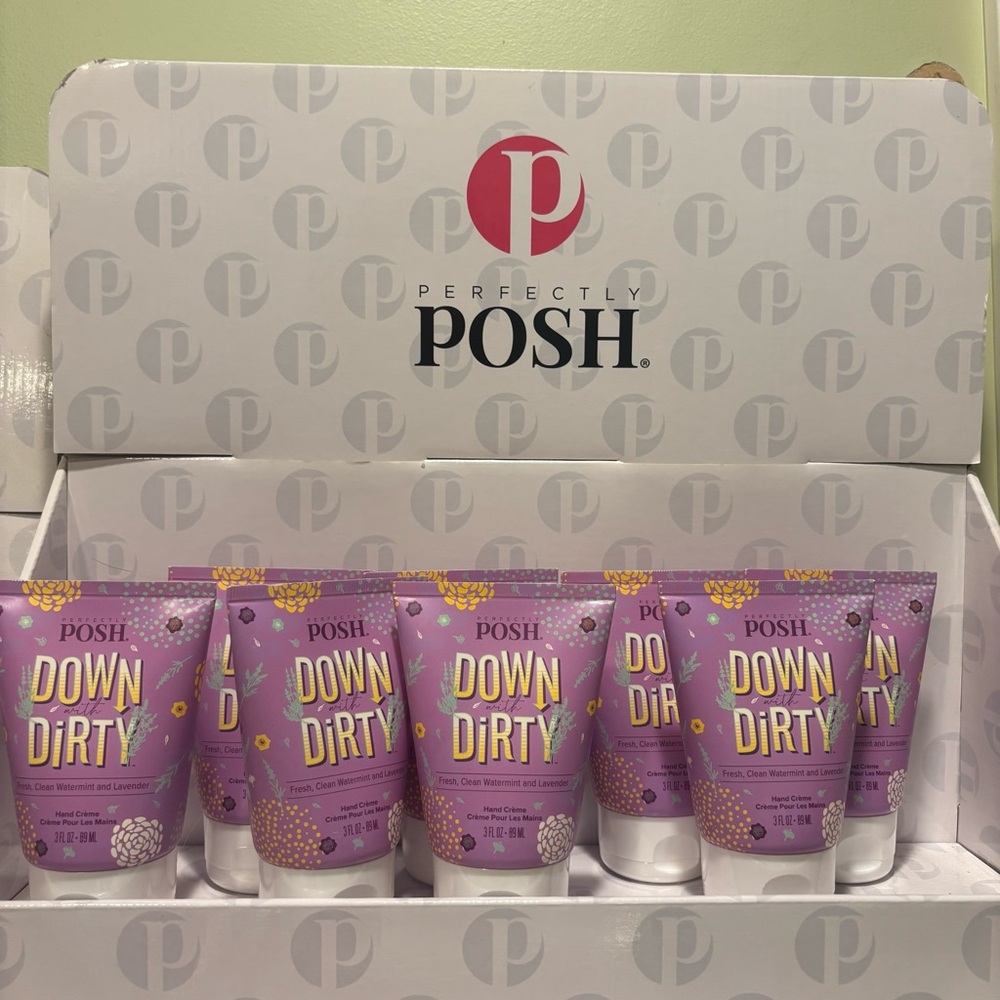 Perfectly Posh Down with Dirty Hand Crème - Picture 3 of 3